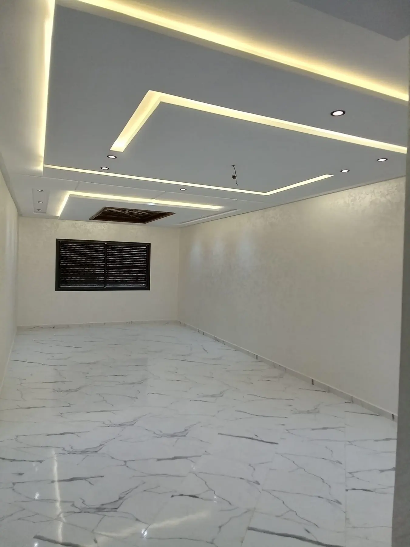 Living Room — Elammari